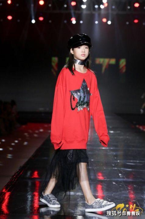 国产超模跳舞视频大全集,国产超模舞蹈风采大盘点 第2张 国产超模跳舞视频大全集,国产超模舞蹈风采大盘点 第2张