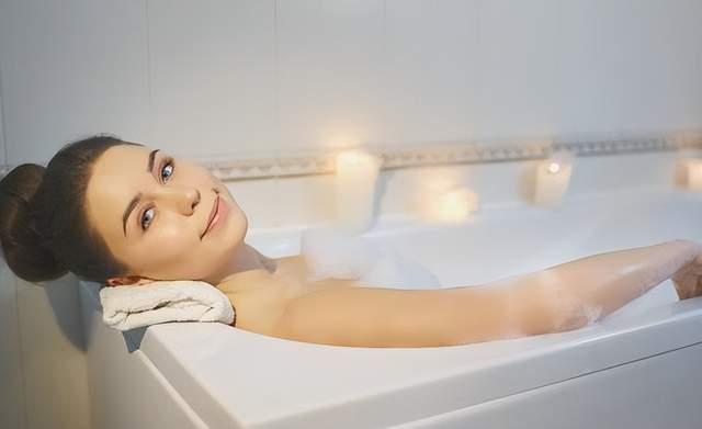 国产洗澡视频免费区,揭秘居家洗浴新风尚  第2张